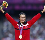 Asli Cakir Alptekin i&scaron; Turkijos laimėjo aukso medalį 1500 m bėgimo rungtyje