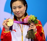 Kinijos &scaron;uolininkė į vandenį Minxia Wu
