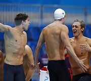 Prancūzijos plaukikai laimėjo aukso medalius estafetėje 4x100 m plaukimo laisvuoju stiliumi.