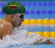 Rūta Meilutytė i&scaron; Lietuvos laimėjo aukso medalį 100 m plaukimo krūtine rungtyje
