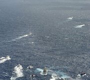 Japonijos pakrančių sargybos ir Taivano žvejų laivai netoli Senkaku salos