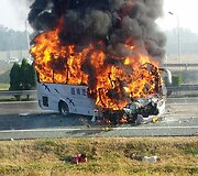 Dega autobusas.