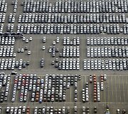 Eksportui paruo&scaron;ti nauji automobiliai