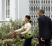Mianmaro demokratijos &scaron;auklė Aung San Suu Kyi ir JAV prezidentas Barackas Obama