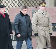 Juozas Olekas (kairėje) ir Vydas Gedvilas (centre)