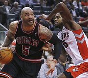 Carlosas Boozeris ir Amiras Johnsonas