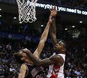 Joakimas  Noahas ir Amiras Johnsonas