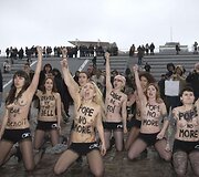 &bdquo;Femen&ldquo; aktyvisčių protestas Prancūzijoje