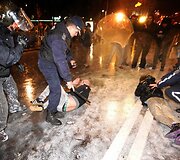 Bulgarijoje sulaikomi protestuotojai