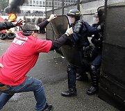 Protestas prie &bdquo;Goodyear Dunlop&ldquo; bustinės Prancūzijoje