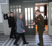 Vokietijos kariuomenės vado vizito akimirka