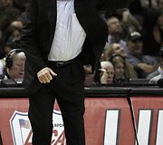 San Antonijaus &bdquo;Spurs&ldquo; treneris Greggas Popovich