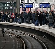 Vokietijoje streikavo geležinkelio darbuotojai
