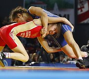 Yana Stadnik (mėlyna apranga) ir Valeriya Chepsarakova
