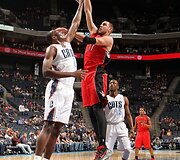 Bismackas Biyombo ir Jonas Valančiūnas
