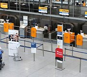 Valytoja &bdquo;Lufthansa&ldquo; terminale