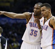 Kevinas Durantas ir Thabo Sefolosha
