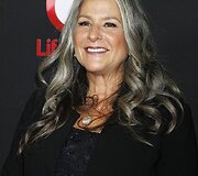 Marta Kauffman