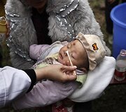Gydomas per žemės drebėjimą sužeistas 3 mėnesių vaikas