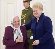 Dalia Grybauskaitė pasveikino daugiavaikes motinas