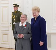 Dalia Grybauskaitė pasveikino daugiavaikes motinas