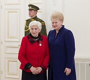 Dalia Grybauskaitė pasveikino daugiavaikes motinas