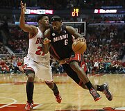Jimmy Butleris ir LeBronas Jamesas
