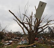 Tornadas nusiaubė  Granberio miestą.