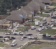 Tornadas nusiaubė Granberio miestą.