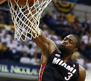 Dwayne'o Wade'o dėjimas į krep&scaron;į