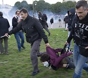 Neramumai per protestą prie&scaron; gėjų santuokas Prancūzijoje