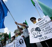 Pareigūnų protestas prie prezidentūros