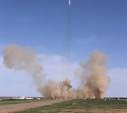 Raketos ne&scaron;ėjos &bdquo;Long March&ldquo; pakilimas 