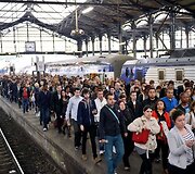 Prancūzijoje streikuoja geležinkelių ir traukinių darbuotojai.