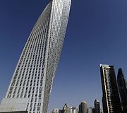 &bdquo;Cayan&ldquo; dangoraižis Dubajuje