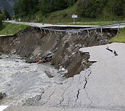 Ispanijoje sugriuvusi kelio dalis