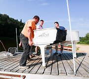 Pianinas ant plausto