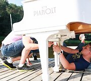 Pianinas ant plausto
