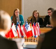 Projekto &bdquo;Moksleiviai &ndash; į Vyriausybę&ldquo; dalyviai susitiko su Algirdu Butkevičiumi.