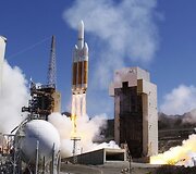 &bdquo;Delta 4 Heavy&ldquo; raketos pakilimas