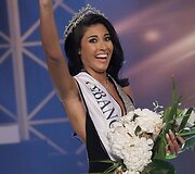 Karen Ghrawi &ndash; &bdquo;Mis Libanas 2013&ldquo; 