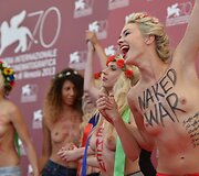 &bdquo;Femen&ldquo; aktyvistės Venecijos kino festivalyje