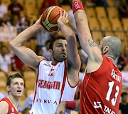 Manucharas Markoishvili  ir Marcinas Gortatas