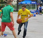 Lietuvos sirgaliai Slovėnijoje žaidžia krep&scaron;inį.