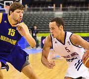 Viacheslavas Kravtsovas ir Andrew Lawrence