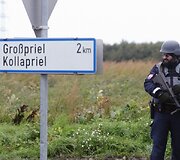 Įvykio vietoje policininkai užblokavo kelią.