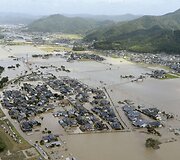 Man-yi taifūno sukeltas potvynis Japonijoje