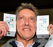 &bdquo;iPhone 5s&ldquo; i&scaron;manujį telefoną nusipirkęs klientas