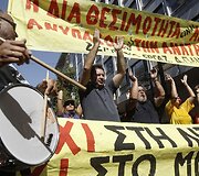 Protestuotojai Atėnuose