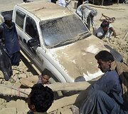Žemės drebėjimo padariniai Pakistane 